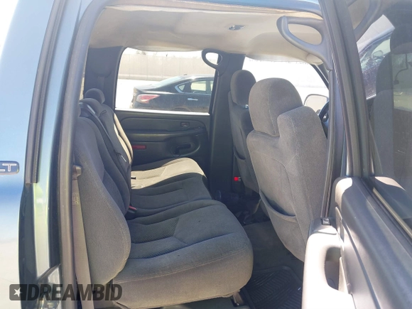 2006 Chevrolet Silverado 1500 LT1 with VIN 2GCEC13T361159942, listed as a IAAI auction lot 41765495 with 309,039 mi miles and . Bid and sale history available at DreamBid. Image 8.