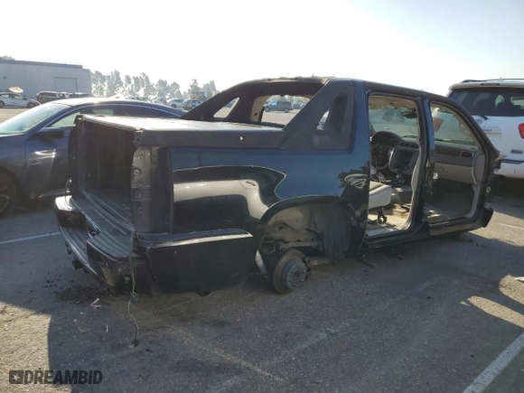 2007 Chevrolet Avalanche LT w/2LT with VIN 3GNEC12J77G131965, listed as a Copart auction lot 73397204 with 0 mi miles and Salvage Title. Bid and sale history available at carsss.com. Image 3.