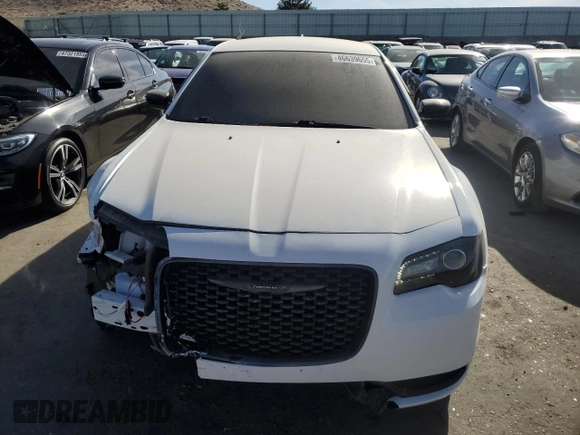 2021 Chrysler 300 Touring with VIN 2C3CCARG4MH596052, listed as a Copart auction lot 46639655 with 45,975 mi miles and Salvage Title. Bid and sale history available at carsss.com. Image 5.