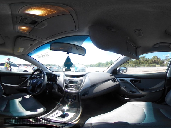 2013 Hyundai Elantra GLS с VIN KMHDH4AE8DU765351, выставлен на аукционе IAAI как лот 42274298 с пробегом 104 922 миль миль и . История ставок и продаж доступна на DreamBid. Изображение 19.