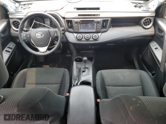 2018 Toyota RAV4 LE z VIN JTMBFREV2JJ249752, wystawiony jako Copart lot #58369165 z przebiegiem 69 474 mil mil oraz Szkoda całkowita • Salvage title. Historia ofert i sprzedaży dostępna na DreamBid. Obrazek 8.