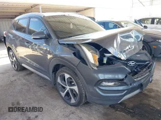 2017 Hyundai Tucson Value z VIN KM8J33A23HU472898, wystawiony jako IAAI lot #41634205 z przebiegiem 81 690 mil mil oraz . Historia ofert i sprzedaży dostępna na DreamBid. Obrazek 1.