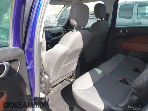 2015 FIAT 500L Urbana Trekking с VIN ZFBCFADH6FZ036980, выставлен на аукционе IAAI как лот 41640698 с пробегом 106 526 миль миль и . История ставок и продаж доступна на DreamBid. Изображение 8.