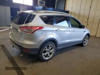 2014 Ford Escape Titanium with VIN 1FMCU9J91EUA18666, listed as a Copart auction lot 42532305 with 197,024 mi miles and Clean Title. Bid and sale history available at carsss.com. Image 3.