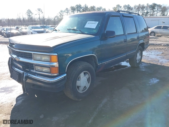 1996 Chevrolet Tahoe with VIN 1GNEK13R9TJ392739, listed as a IAAI auction lot 41559513 with 257,457 mi miles. Bid and sale history available at carsss.com. Image 2.