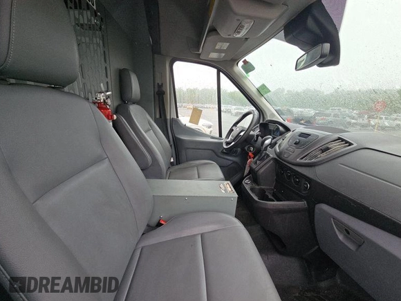 2018 Ford Transit с VIN 1FTYE1CM6JKB42240, выставлен на аукционе IAAI как лот 42624659 с пробегом 95 843 миль миль и . История ставок и продаж доступна на DreamBid. Изображение 21.