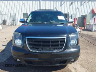 2007 GMC Yukon SLE with VIN 1GKFC13037R177798, listed as a IAAI auction lot 42031747 with 222,204 mi miles and . Bid and sale history available at DreamBid. Image 13.