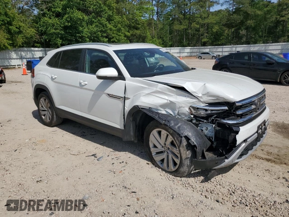 2020 Volkswagen Atlas SE with VIN 1V26E2CA6LC212575, listed as a Copart auction lot 54010195 with 73,391 mi miles and Salvage title. Bid and sale history available at DreamBid. Image 4.
