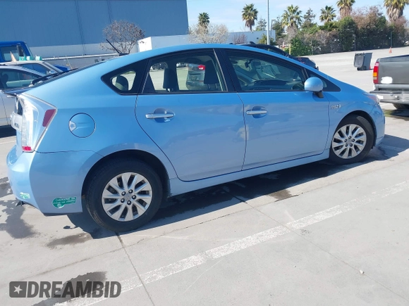 2014 Toyota Prius с VIN JTDKN3DPXE3059226, выставлен на аукционе IAAI как лот 41767037 с пробегом 95 320 миль миль и . История ставок и продаж доступна на DreamBid. Изображение 4.