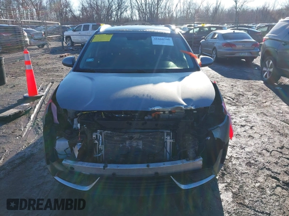 2018 Kia Niro LX with VIN KNDCB3LC9J5157982, listed as a IAAI auction lot 41660700 with 63,023 mi miles. Bid and sale history available at carsss.com. Image 13.