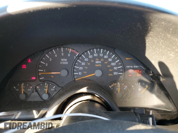 2000 Pontiac Firebird Firebird z VIN 2G2FS22K3Y2159513, wystawiony jako Copart lot #85164814 z przebiegiem 187 188 mil mil oraz Szkoda całkowita • Salvage title. Historia ofert i sprzedaży dostępna na DreamBid. Obrazek 9.