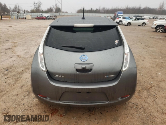 2015 Nissan LEAF SV with VIN 1N4AZ0CPXFC330745, listed as a Copart auction lot 71260442 with 77,152 mi miles. Bid and sale history available at carsss.com. Image 6.