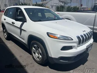 2017 Jeep Cherokee Altitude with VIN 1C4PJLABXHW628752, listed as a IAAI auction lot 42787022 with 89,002 mi miles and . Bid and sale history available at DreamBid. Image 5.