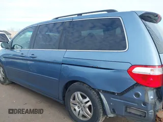 2005 Honda Odyssey EX-L with VIN 5FNRL38645B029325, listed as a IAAI auction lot 41958044 with 177,714 mi miles. Bid and sale history available at carsss.com. Image 13.