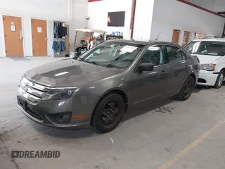 2010 Ford Fusion SE with VIN 3FAHP0HA8AR253165, listed as a IAAI auction lot 41887383 with 234,402 mi miles. Bid and sale history available at carsss.com. Image 17.