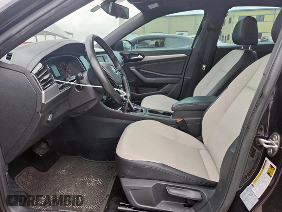 2019 Volkswagen Jetta S с VIN 3VWC57BU2KM087002, выставлен на аукционе Copart как лот 62714325 с пробегом 109 208 миль миль и Списание • Salvage title. История ставок и продаж доступна на DreamBid. Изображение 7.