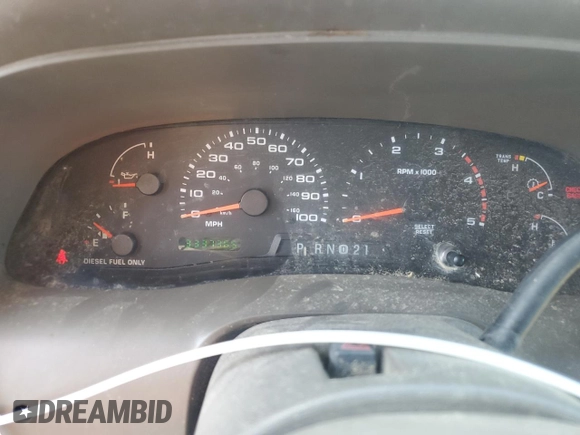 2002 Ford Excursion Limited with VIN 1FMNU42F22EB57873, listed as a Copart auction lot 53314335 with 333,736 mi miles and Clean Title. Bid and sale history available at DreamBid. Image 9.