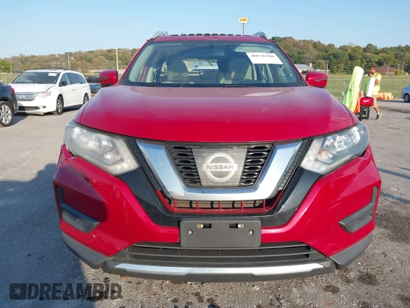 2017 Nissan Rogue SL с VIN 5N1AT2MT0HC828440, выставлен на аукционе IAAI как лот 40576586 с пробегом 113 374 миль миль и . История ставок и продаж доступна на DreamBid. Изображение 12.