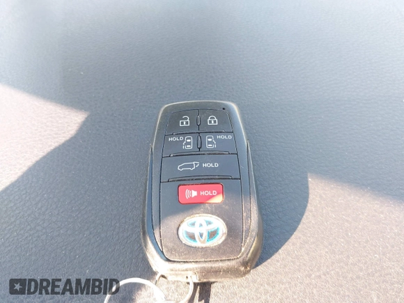 2021 Toyota Sienna Limited with VIN 5TDZSKFC5MS032668, listed as a IAAI auction lot 41858027 with 89,988 mi miles and . Bid and sale history available at DreamBid. Image 11.