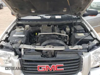 2004 GMC Envoy SLT with VIN 1GKDT13S842439635, listed as a Copart auction lot 63317194 with 201,672 mi miles and Salvage Title. Bid and sale history available at carsss.com. Image 12.