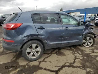 2012 Kia Sportage LX z VIN KNDPBCA28C7206947, wystawiony jako Copart lot #74242323 z przebiegiem Nie podano mil oraz Szkoda całkowita • Salvage title. Historia ofert i sprzedaży dostępna na DreamBid. Obrazek 3.