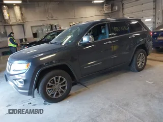2015 Jeep Grand Cherokee Limited with VIN 1C4RJFBG5FC941811, listed as a IAAI auction lot 41003336 with 137,867 mi miles. Bid and sale history available at carsss.com. Image 17.