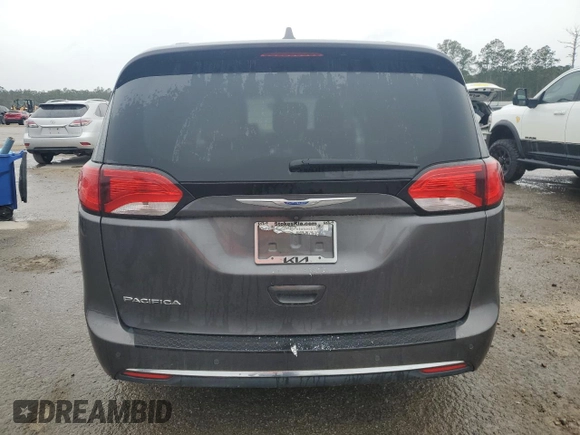 2018 Chrysler Pacifica Touring L Plus z VIN 2C4RC1EG1JR309705, wystawiony jako Copart lot #46611035 z przebiegiem 139 359 mil mil oraz Szkody całkowita. Historia ofert i sprzedaży dostępna na DreamBid. Obrazek 6.