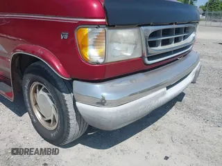 1999 Ford Econoline Cargo z VIN 1FDRE14W1XHA24974, wystawiony jako IAAI lot #42394228 z przebiegiem 138 473 mil mil oraz . Historia ofert i sprzedaży dostępna na DreamBid. Obrazek 12.