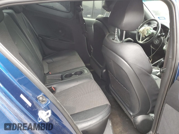 2016 Hyundai Veloster with VIN KMHTC6AD7GU283374, listed as a Copart auction lot 39113943 with 86,274 mi miles. Bid and sale history available at carsss.com. Image 10.