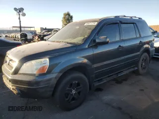 2005 Honda Pilot EX-L with VIN 5FNYF18555B047038, listed as a Copart auction lot 85571774 with 207,215 mi miles and Salvage Title. Bid and sale history available at carsss.com. Image 1.