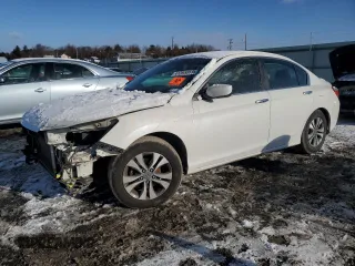 2014 Honda Accord LX with VIN 1HGCR2F35EA134201, listed as a Copart auction lot 41395065 with 83,196 mi miles and Salvage Title. Bid and sale history available at carsss.com. Image 1.