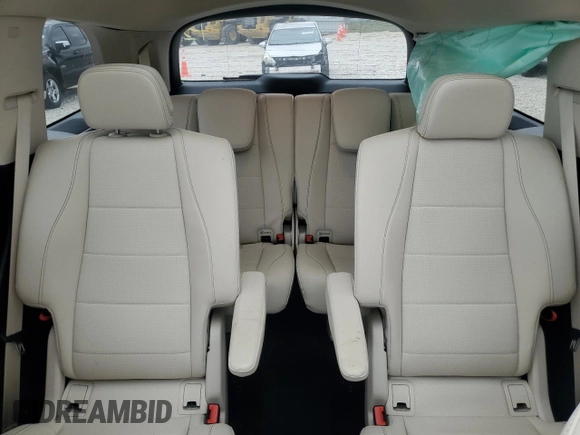 2024 Mercedes-Benz GLS 450 with VIN 4JGFF5KE8RB125341, listed as a Copart auction lot 43917165 with 17,544 mi miles and Salvage title. Bid and sale history available at DreamBid. Image 10.