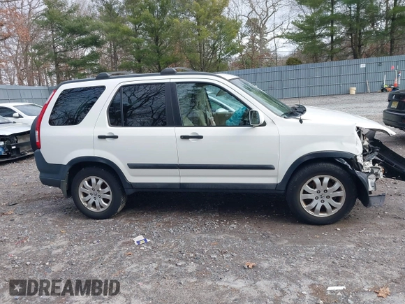2005 Honda CR-V EX with VIN SHSRD78895U319168, listed as a IAAI auction lot 38894224 with 113,330 mi miles. Bid and sale history available at carsss.com. Image 13.
