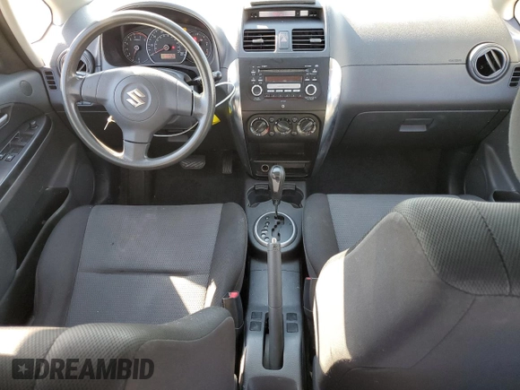 2008 Suzuki SX4 Sport z VIN JS2YC414485103087, wystawiony jako Copart lot #81088474 z przebiegiem 165 047 mil mil oraz Szkoda całkowita • Salvage title. Historia ofert i sprzedaży dostępna na DreamBid. Obrazek 8.