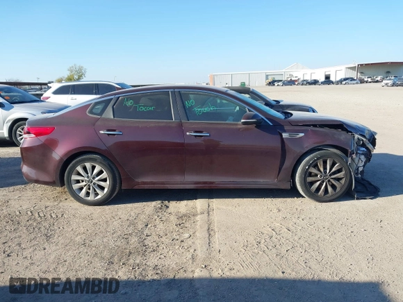 2016 Kia Optima LX z VIN 5XXGT4L36GG001942, wystawiony jako IAAI lot #41236894 z przebiegiem 125 376 mil mil oraz . Historia ofert i sprzedaży dostępna na DreamBid. Obrazek 13.