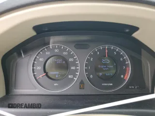 2010 Volvo V70 z VIN YV1960BW0A1164765, wystawiony jako Copart lot #54581225 z przebiegiem 176 252 mil mil oraz Szkoda całkowita • Salvage title. Historia ofert i sprzedaży dostępna na DreamBid. Obrazek 9.