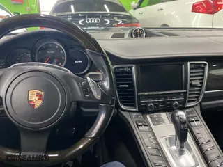 2012 Porsche Panamera Turbo with VIN WP0AC2A79CL090433, listed as a Copart auction lot 53184265 with 70,202 mi miles and Clean Title. Bid and sale history available at carsss.com. Image 9.