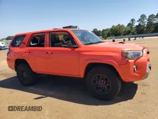 2024 Toyota 4Runner TRD Off Road with VIN JTERU5JR3R6301177, listed as a Copart auction lot 53780275 with 11,488 mi miles and Clean title. Bid and sale history available at DreamBid. Image 4.