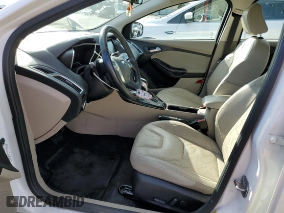 2015 Ford Focus Electric с VIN 1FADP3R41FL281341, выставлен на аукционе Copart как лот 45711345 с пробегом 75 904 миль миль и Чистый • Clean title. История ставок и продаж доступна на DreamBid. Изображение 7.