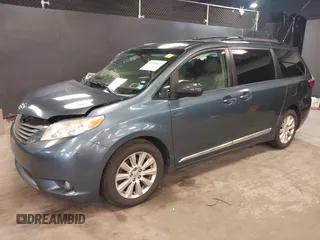 2015 Toyota Sienna Limited z VIN 5TDDK3DC3FS100407, wystawiony jako IAAI lot #42208135 z przebiegiem 83 109 mil mil oraz . Historia ofert i sprzedaży dostępna na DreamBid. Obrazek 2.