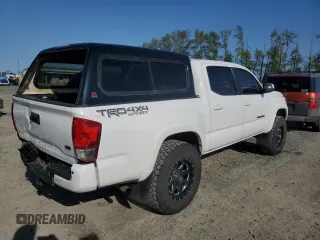 2017 Toyota Tacoma SR5 with VIN 5TFCZ5AN1HX071690, listed as a Copart auction lot 53740345 with 119,841 mi miles and Salvage Title. Bid and sale history available at carsss.com. Image 3.