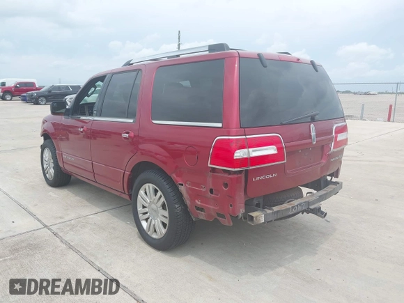 2013 Lincoln Navigator z VIN 5LMJJ2H56DEL07915, wystawiony jako IAAI lot #42138639 z przebiegiem 143 437 mil mil oraz . Historia ofert i sprzedaży dostępna na DreamBid. Obrazek 3.