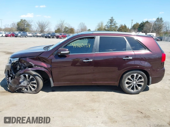 2014 Kia Sorento SX with VIN 5XYKW4A73EG458059, listed as a IAAI auction lot 41860159 with 140,644 mi miles. Bid and sale history available at carsss.com. Image 15.