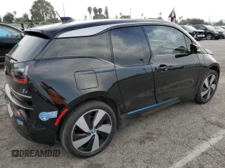 2020 BMW i3 z VIN WBY8P4C08L7G74380, wystawiony jako Copart lot #40858024 z przebiegiem 34 379 mil mil oraz . Historia ofert i sprzedaży dostępna na DreamBid. Obrazek 3.