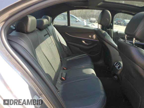 2017 Mercedes-Benz E 300 Luxury with VIN WDDZF4KBXHA202058, listed as a Copart auction lot 88062475 with 166,143 mi miles and Salvage Title. Bid and sale history available at DreamBid. Image 10.