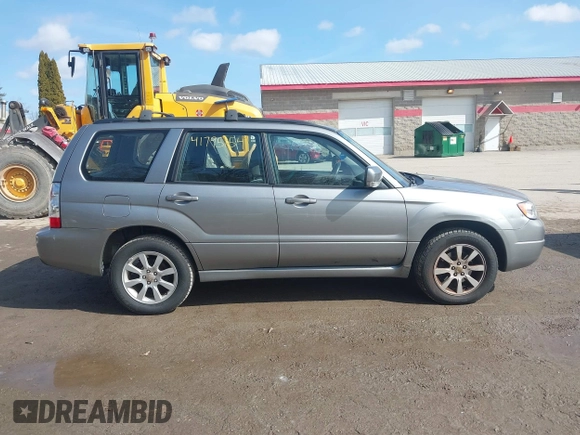 2007 Subaru Forester X w/Premium Pkg with VIN JF1SG65607H727290, listed as a IAAI auction lot 41795154 with 261,798 mi miles. Bid and sale history available at carsss.com. Image 14.