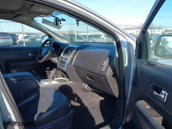 2009 Ford Edge Limited with VIN 2FMDK39C59BA46974, listed as a IAAI auction lot 41721391 with 117,728 mi miles. Bid and sale history available at carsss.com. Image 5.