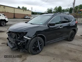 2017 Nissan Rogue SV with VIN 5N1AT2MV6HC823521, listed as a Copart auction lot 61057305 with 81,146 mi miles and Salvage title. Bid and sale history available at DreamBid. Image 1.