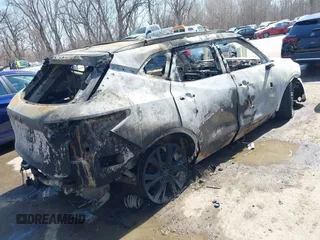 2021 Chevrolet Blazer RS z VIN 3GNKBERS9MS508297, wystawiony jako IAAI lot #41793925 z przebiegiem Nie podano mil oraz . Historia ofert i sprzedaży dostępna na DreamBid. Obrazek 4.