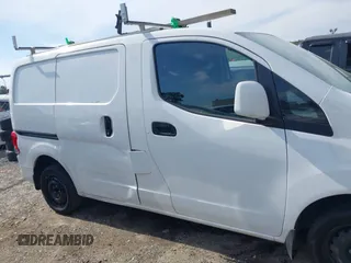 2020 Nissan NV200 SV z VIN 3N6CM0KN3LK693280, wystawiony jako IAAI lot #42269847 z przebiegiem 109 054 mil mil oraz . Historia ofert i sprzedaży dostępna na DreamBid. Obrazek 6.